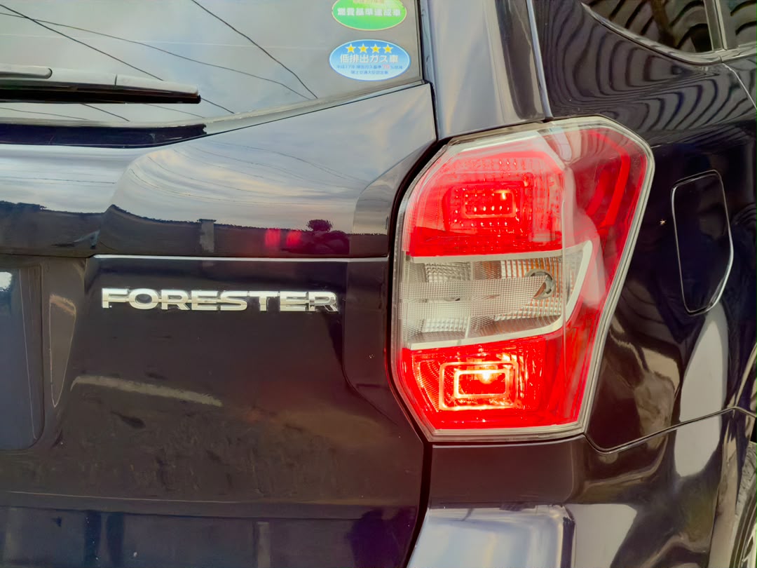 SUBARU FORESTER thumbnail 4